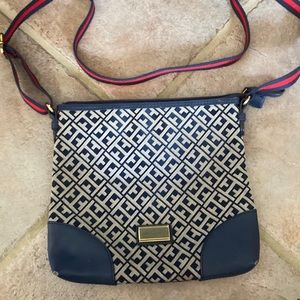 Tommy Hilfiger Crossbody Bag